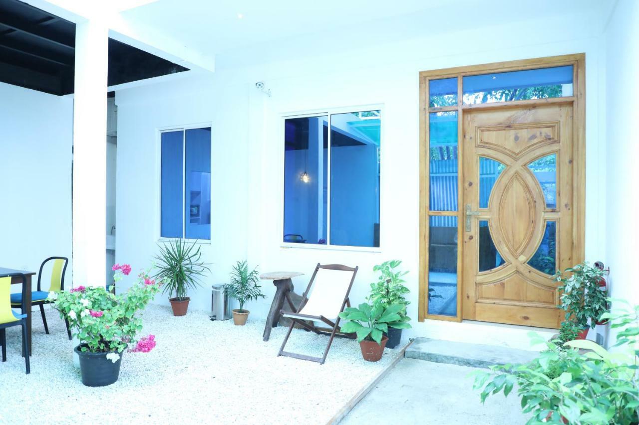 מלון הימפושי Moodhu Surf House מראה חיצוני תמונה